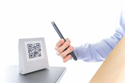 Contoh kemasan interaktif dengan QR Code dan Augmented Reality (AR)